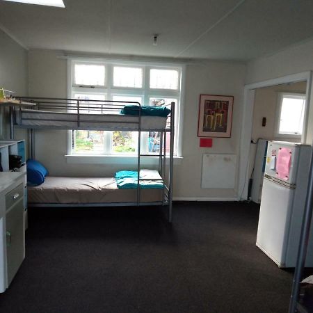 Jack'S Backpackers Hostel Blenheim Exterior photo